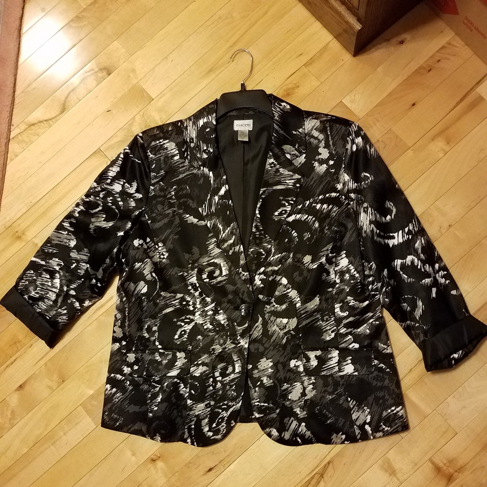 Silk Jacket Chico’s Size 3 Black/White/Gray